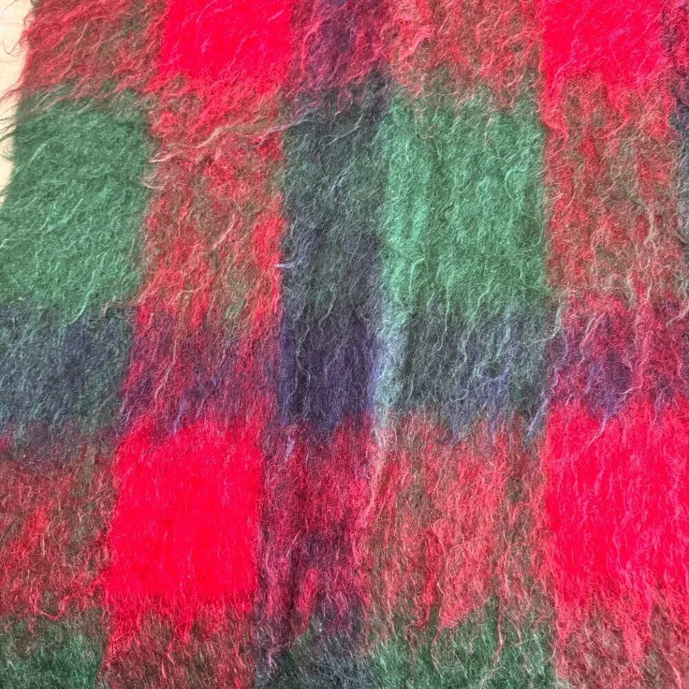 Glen Scotland Mohair Blanket 46 x 70 in Green & Red Plaid Trimingham’s Throw